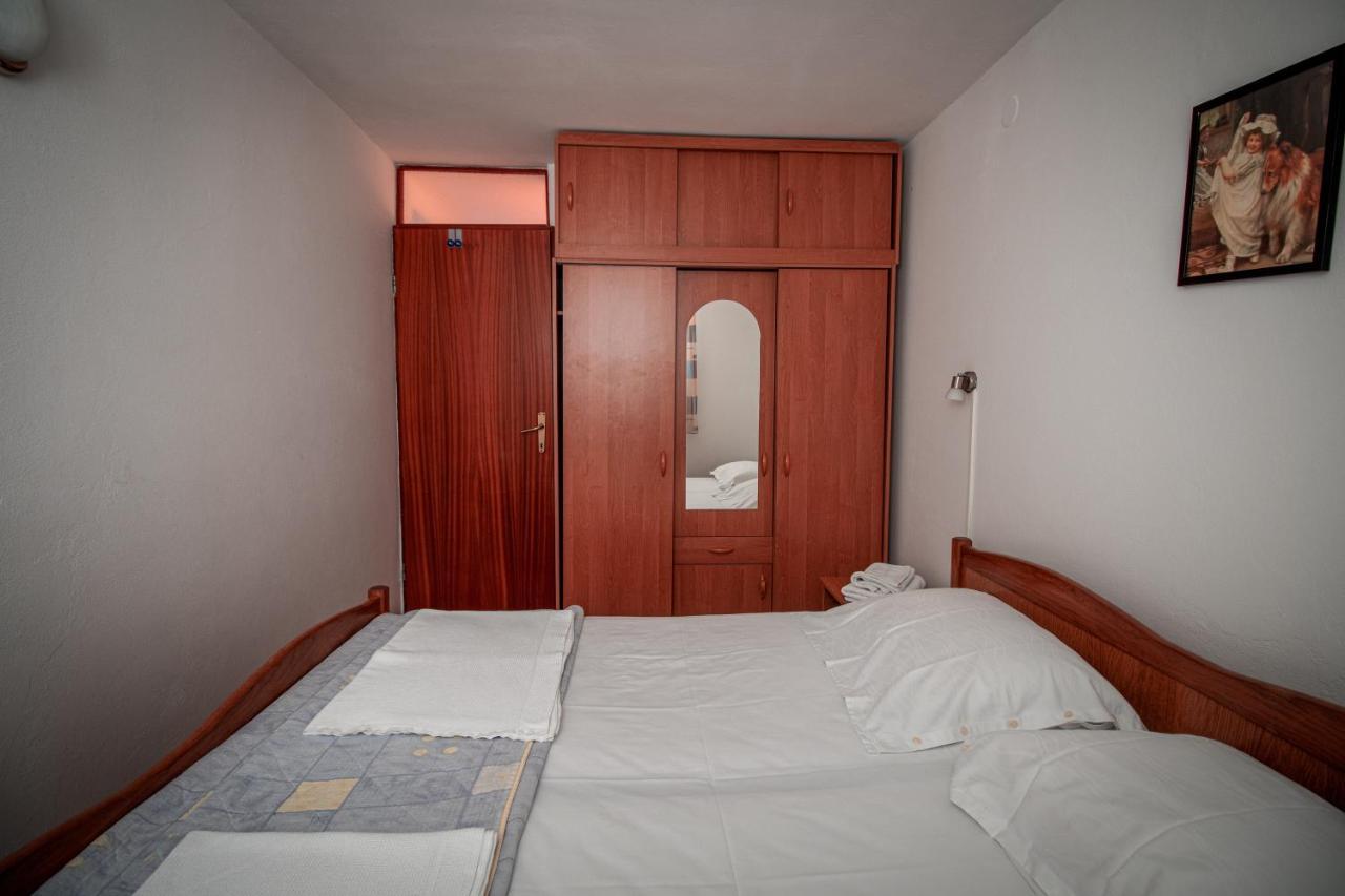 Apartments Mia Pag Town Εξωτερικό φωτογραφία
