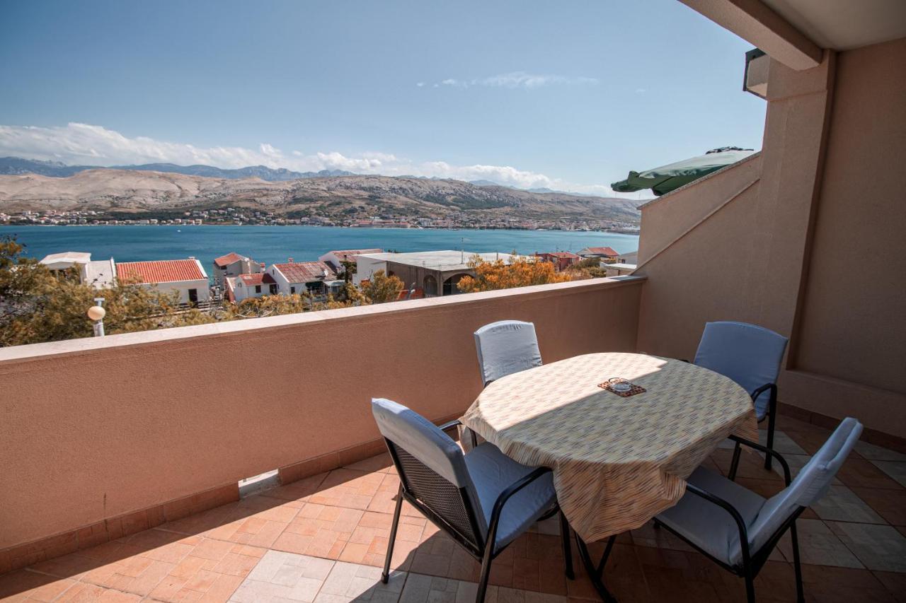 Apartments Mia Pag Town Εξωτερικό φωτογραφία